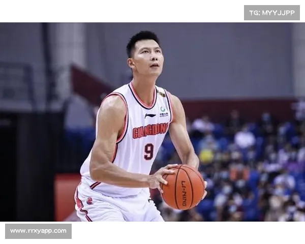 中国球员谁在NBA赚工资最多?大郅520万 易建联1409万 中国球员谁在NBA赚工资最多?大郅520万 易建联1409万